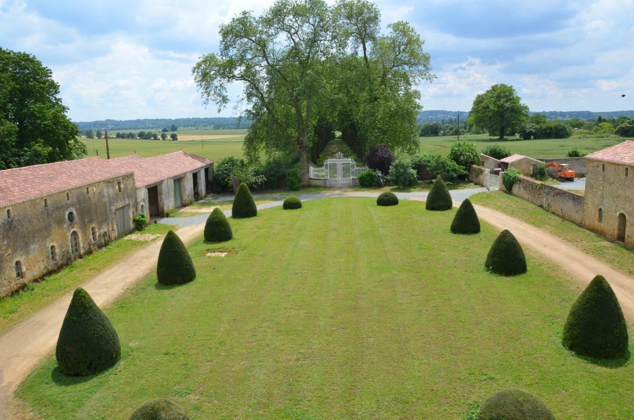 Chateau Des Noces Bazoges-en-Pareds Zewnętrze zdjęcie